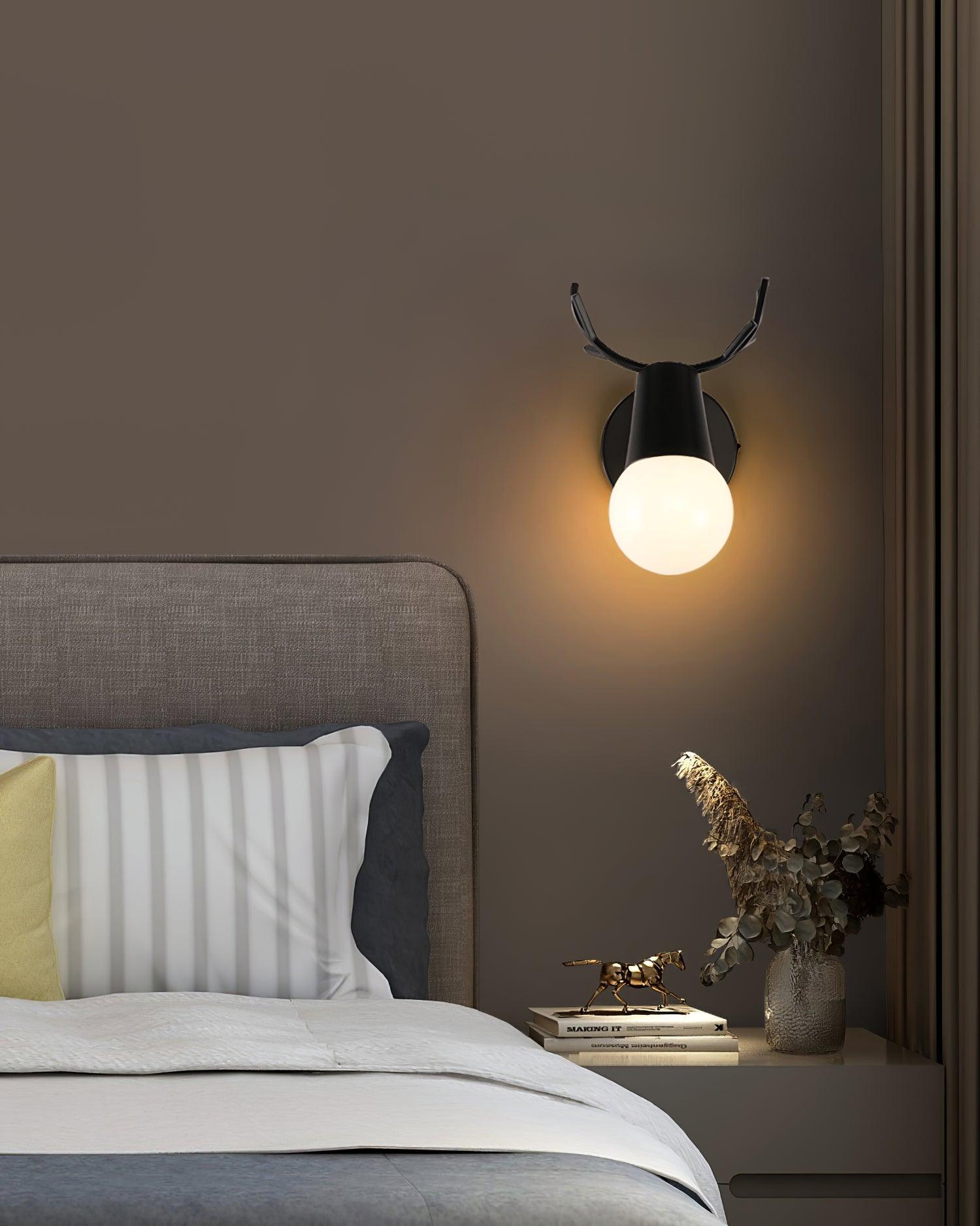 WOW Yeknu Antler Wall Lamp