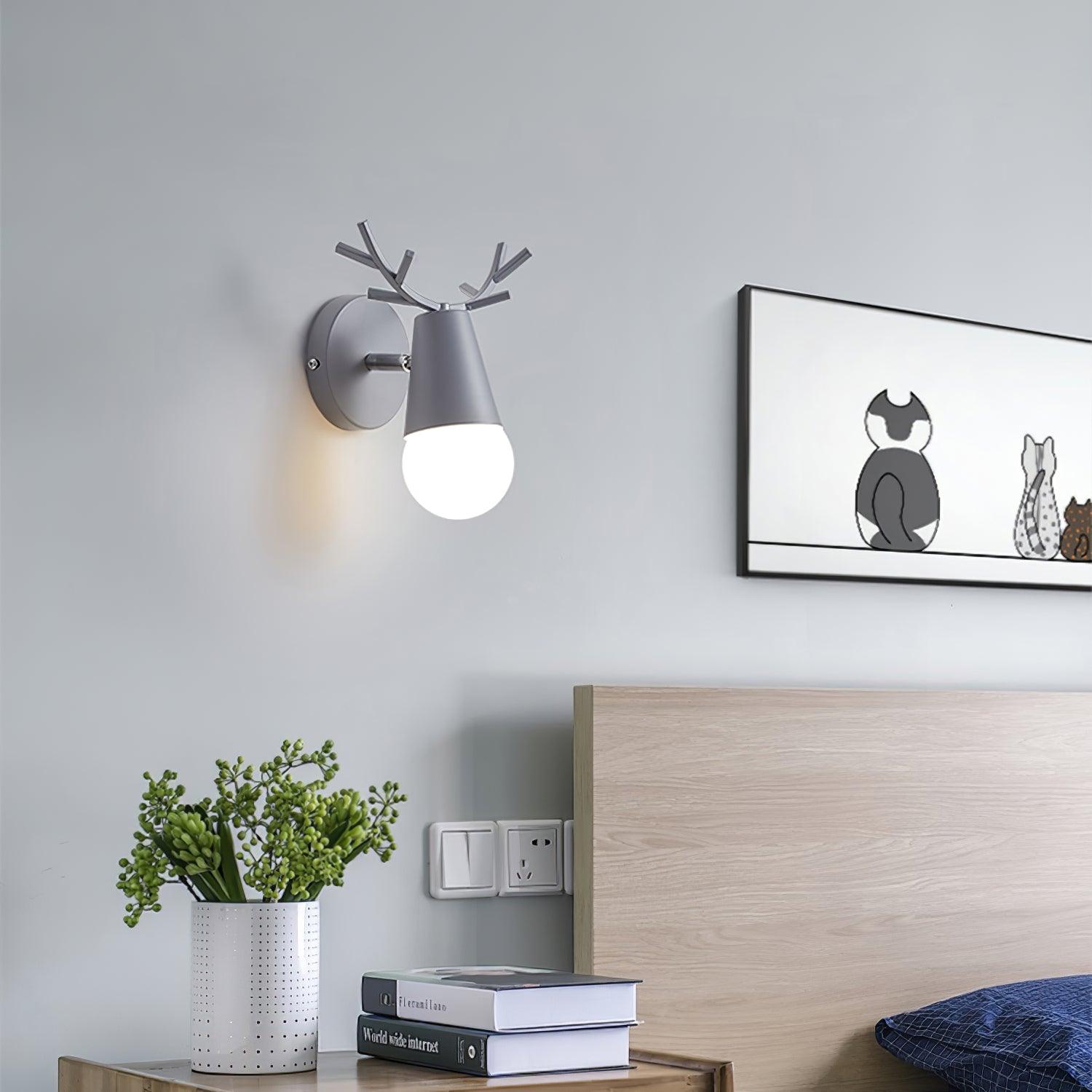 WOW Yeknu Antler Wall Lamp