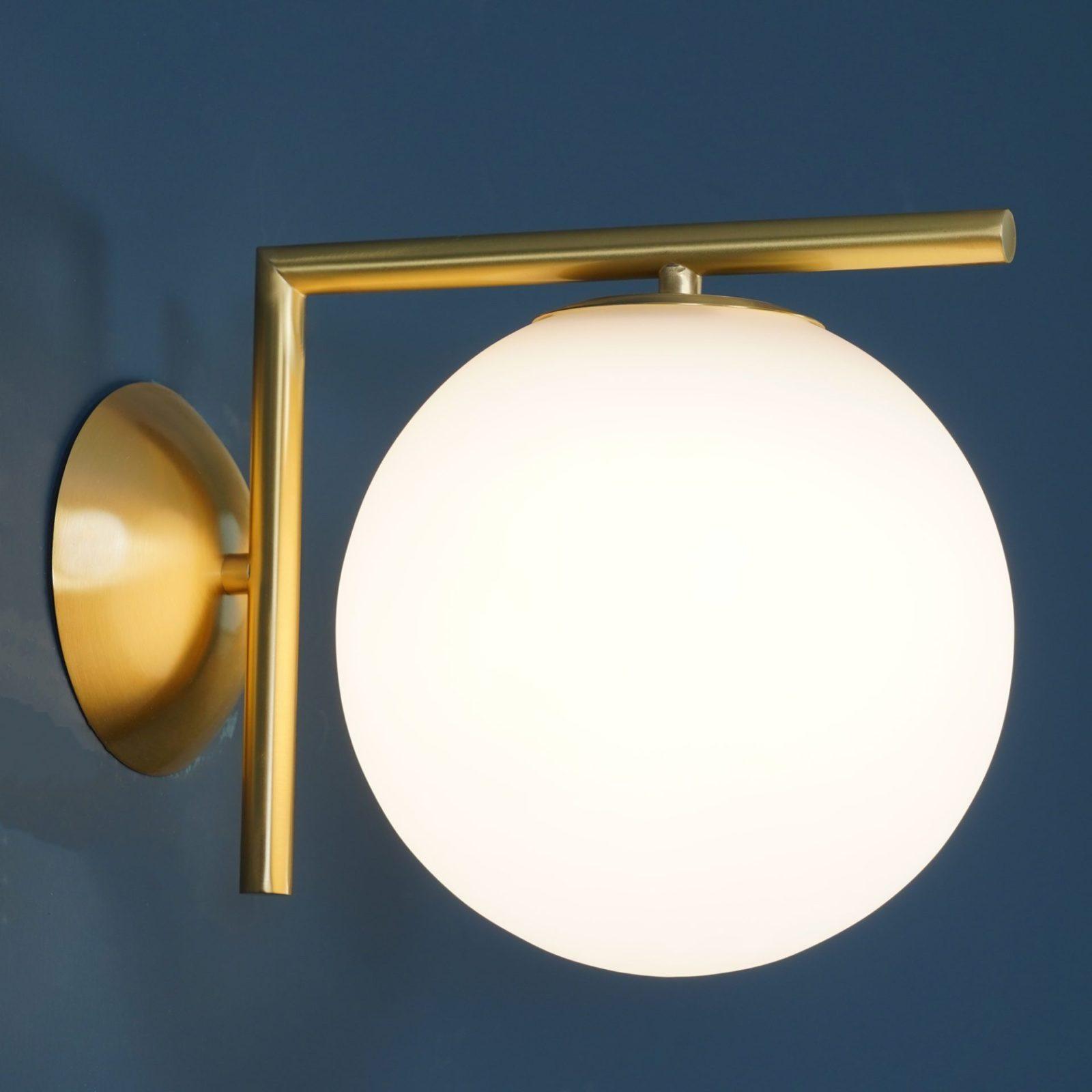 WOW Blown Glass Opal Glass Wall Lamp