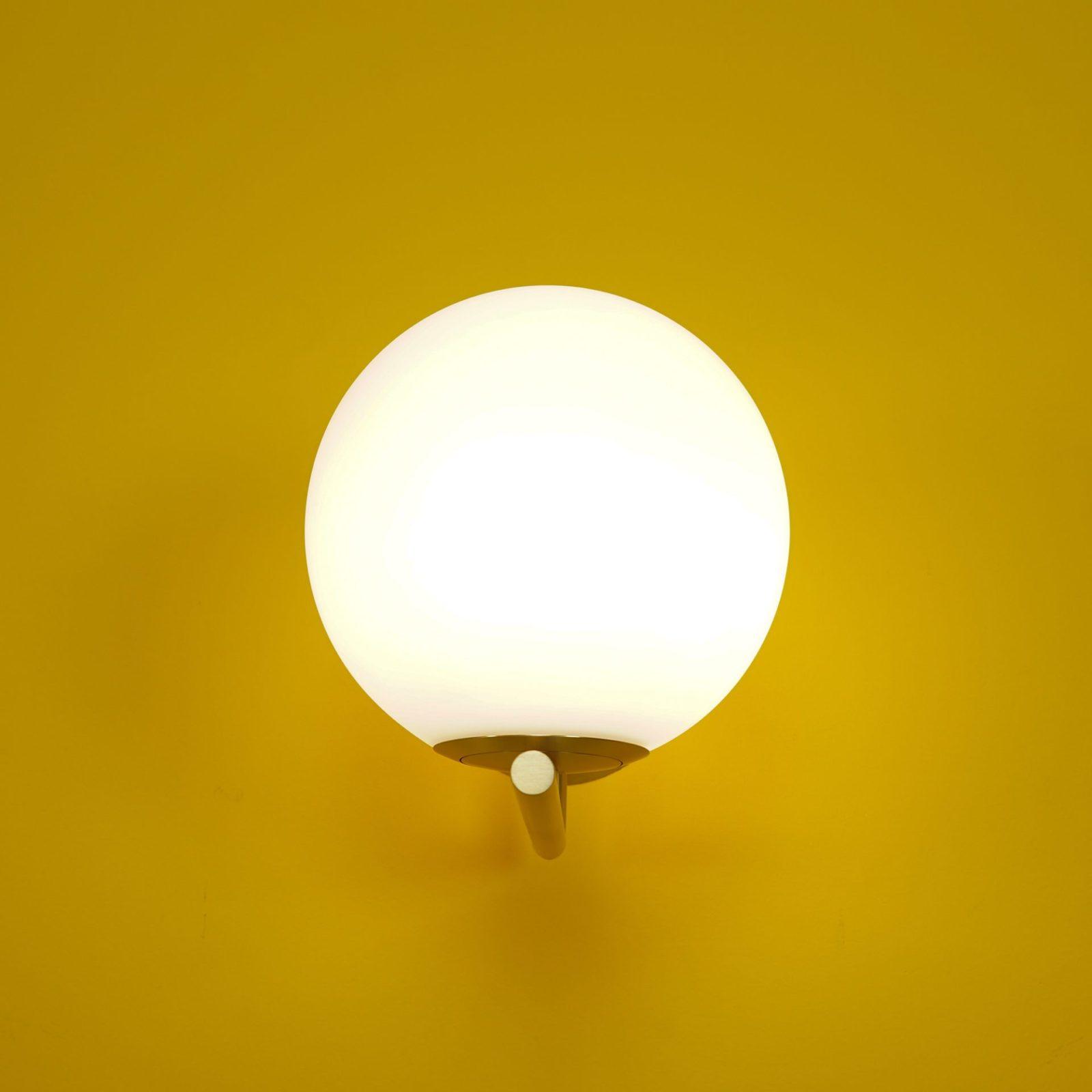 WOW Blown Glass Opal Glass Wall Lamp